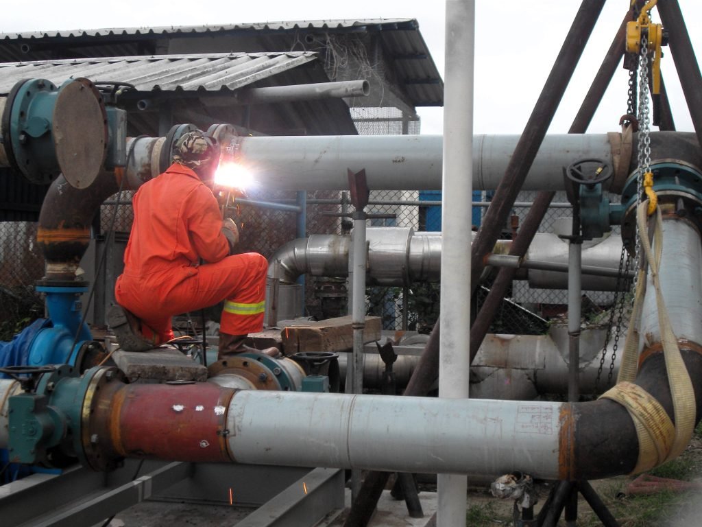 sdc11081 2 Pipe Position Welding